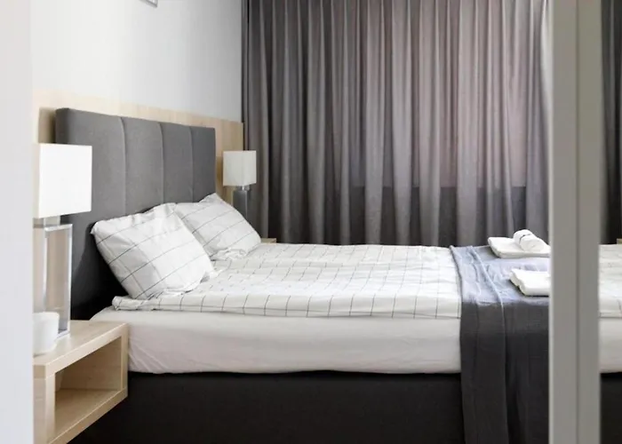 For 4 Near Market Square - Kuznicza 23 Breslavia